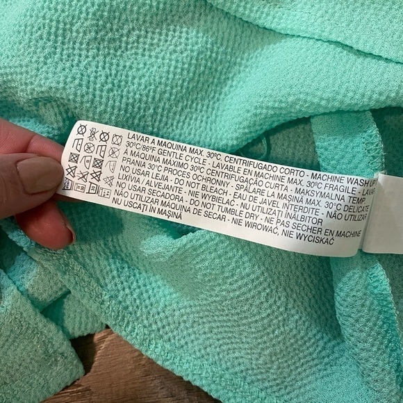 3 for $40 ✨ Zara Hook Closure Cami Seafoam Green / Bright Teal - Picture 11 of 11
